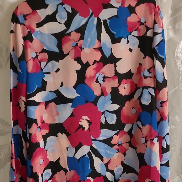 Kasper Women's Floral Blouse - Black, Pink, and Blue - Picture 5 of 5